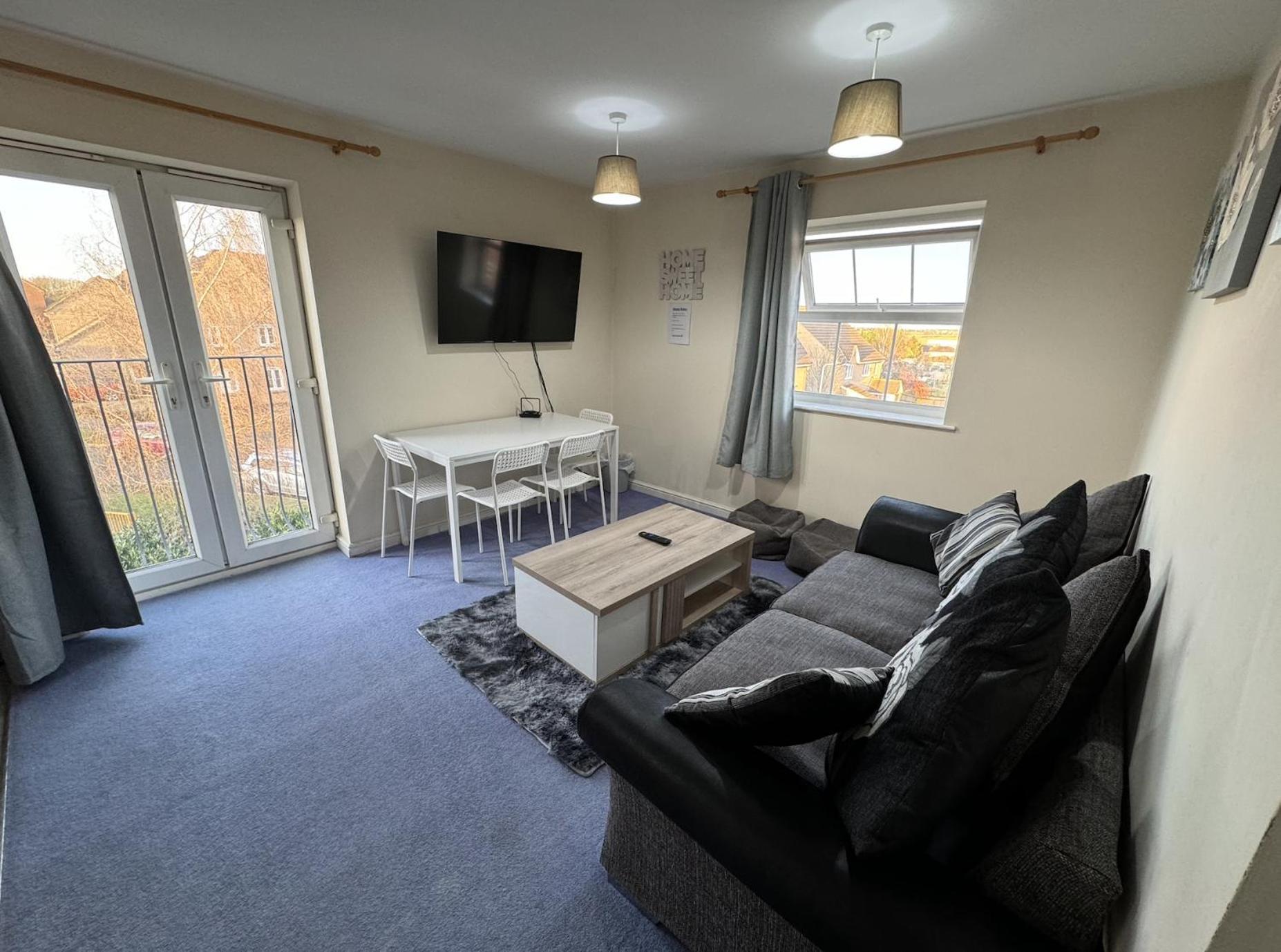 Modern Penthouse Apartment Wellingborough Exterior foto